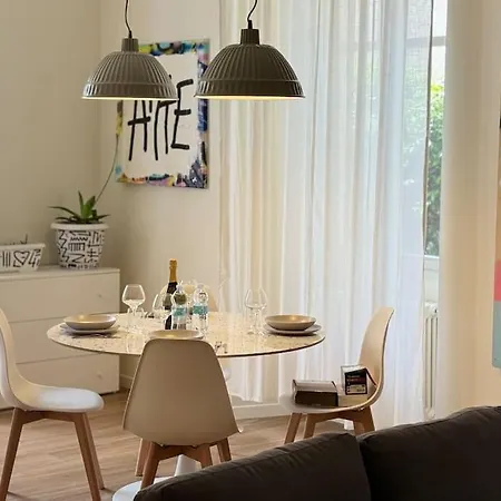 House Of Art - Downtown Apartment Como