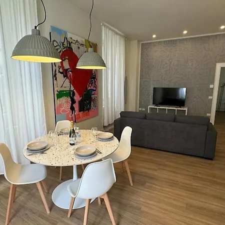 Apartment House Of Art - Downtown Como